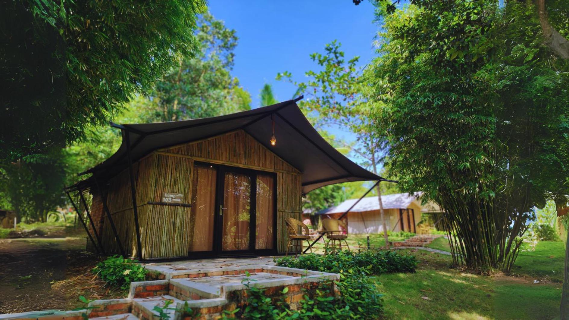 "D'Bamboo Kamp" Desa Wisata Ekang Lagoi Kültér fotó